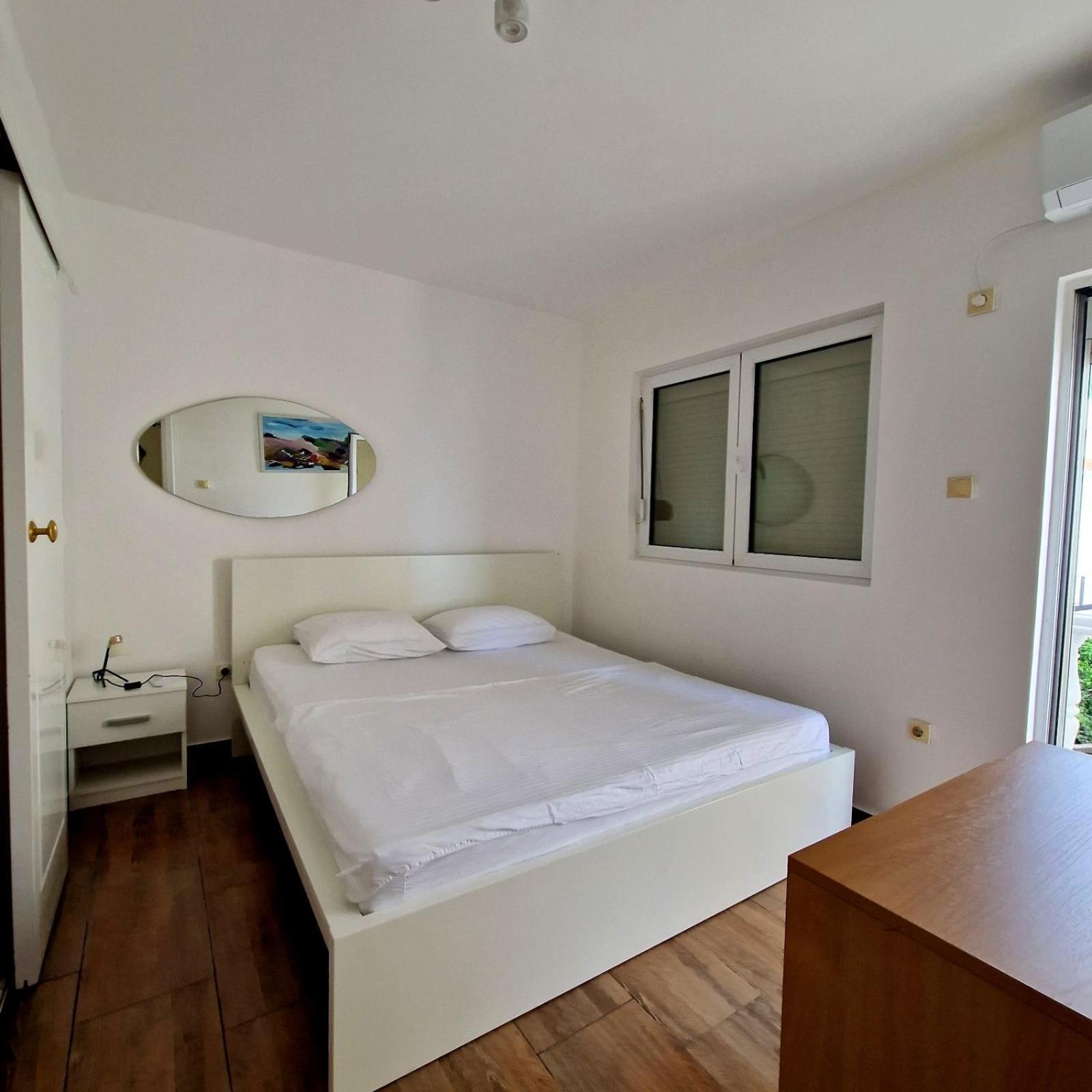 Hortus Apartments Sveti Stefan Eksteriør billede